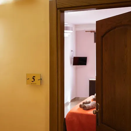 Dimora Costa Del Sole Affittacamere 3*